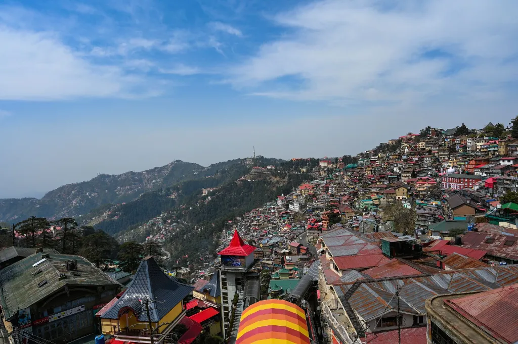 Landscape_of_Shimla_,_Himachal_Pradesh.webp