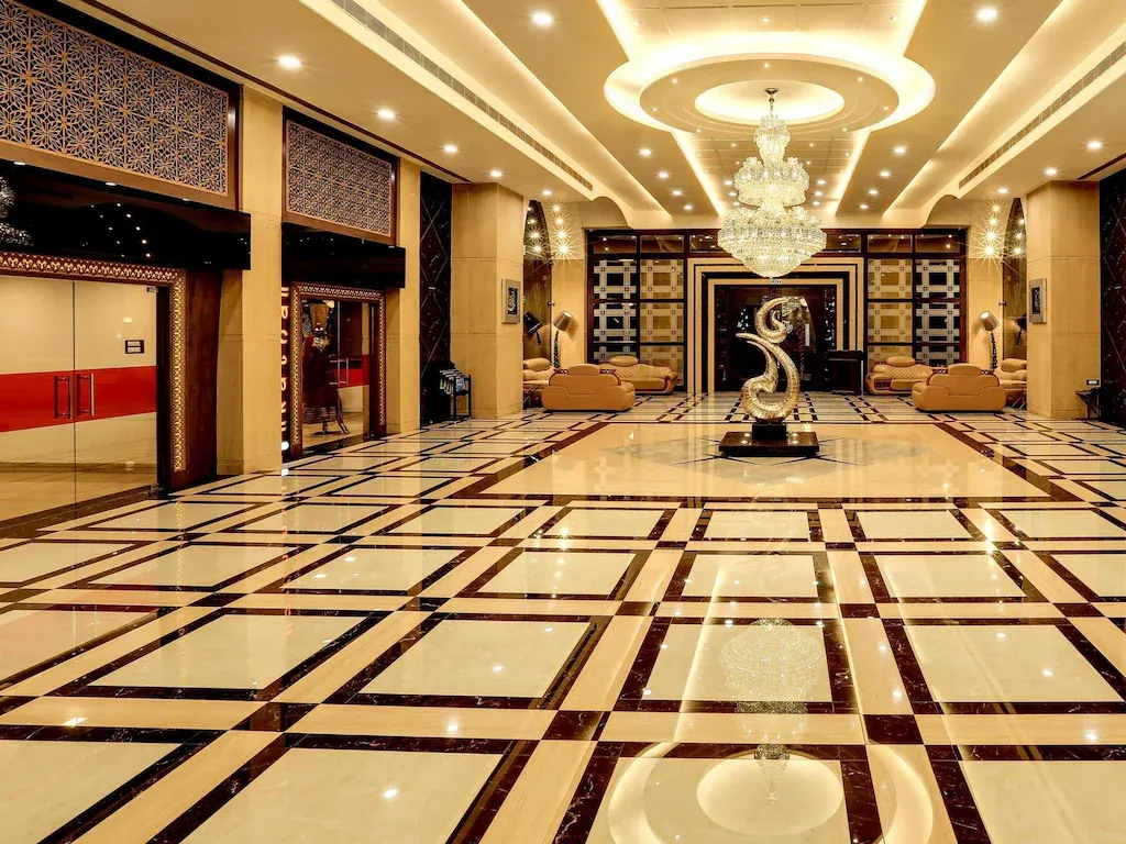 Golden Chariot The Boutique Hotel, Andheri12.webp