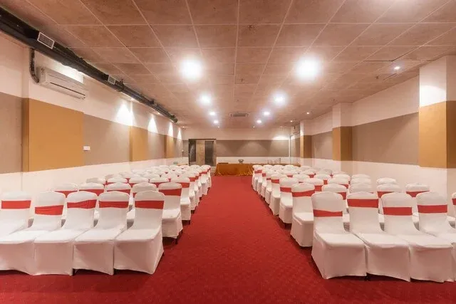 Hotel Mumbai House, Andheri East 8.webp