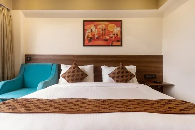 Hotel Mumbai House, Andheri East 11.webp