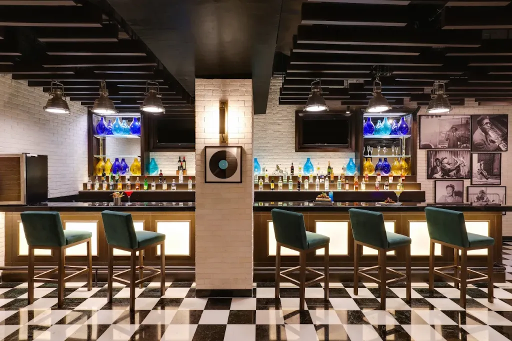 Lemon Tree Premier, Mumbai International Airport8.webp