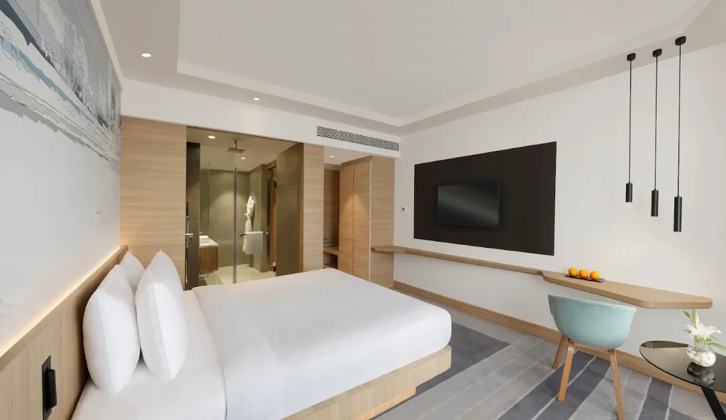 Novotel Mumbai Juhu Beach1.webp