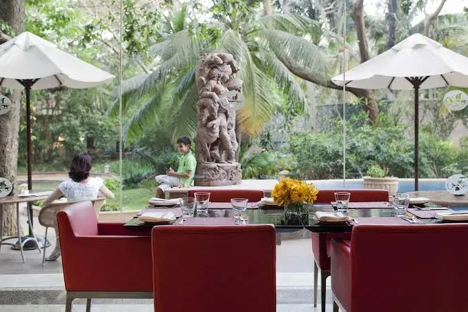 Lakeside Chalet, Mumbai - Marriott Executive Apartments4.webp