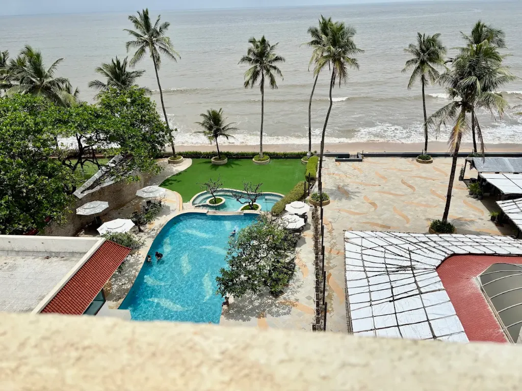 Sun-n-Sand Hotel1.webp