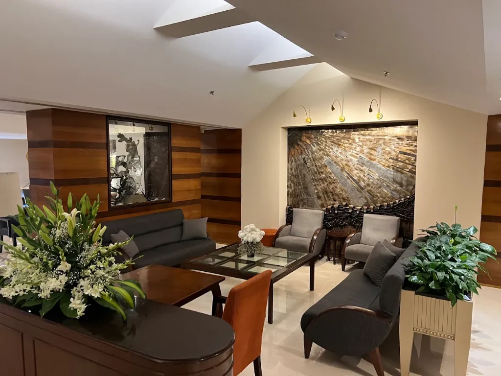 Sun-n-Sand Hotel22.webp