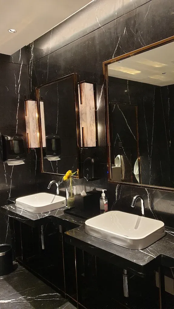 Planet Hollywood Thane City18.webp