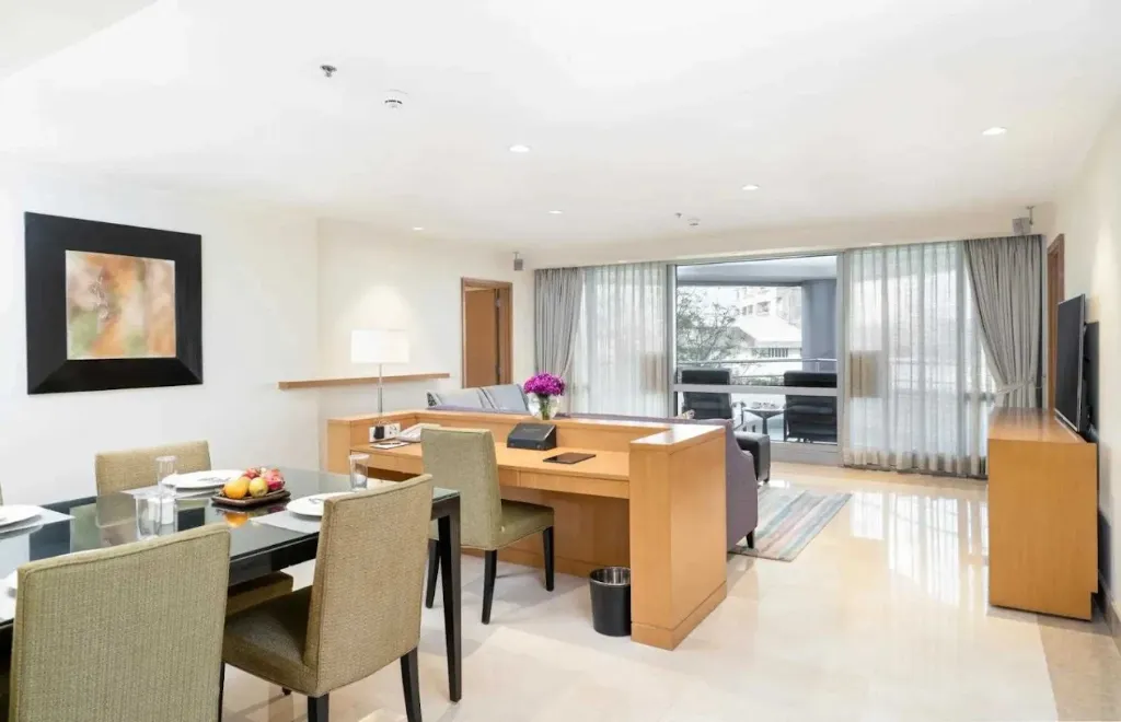 Taj Wellington Mews, Mumbai12.webp