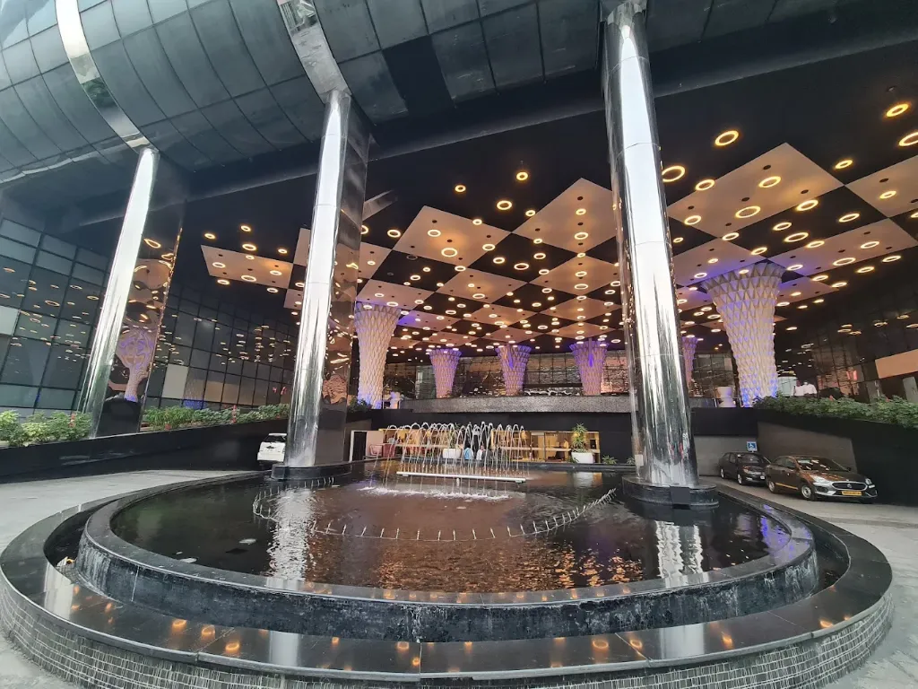 Hotel Sahara Star.webp