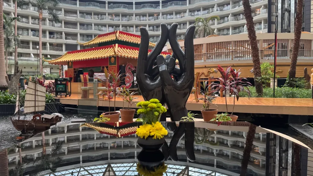 Hotel Sahara Star1.webp