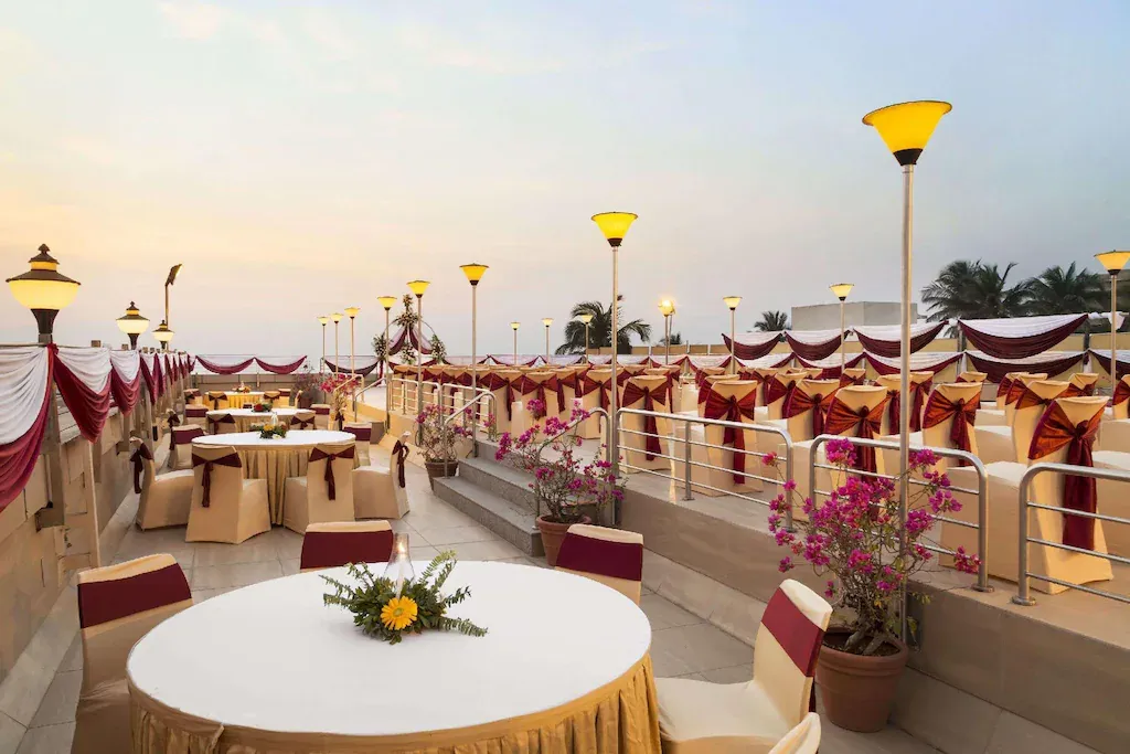 Ramada Plaza by Wyndham Palm Grove6.webp