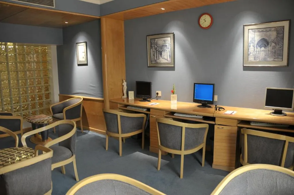 Ramada Plaza by Wyndham Palm Grove14.webp