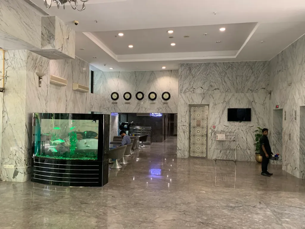 Goldfinch Hotel5.webp