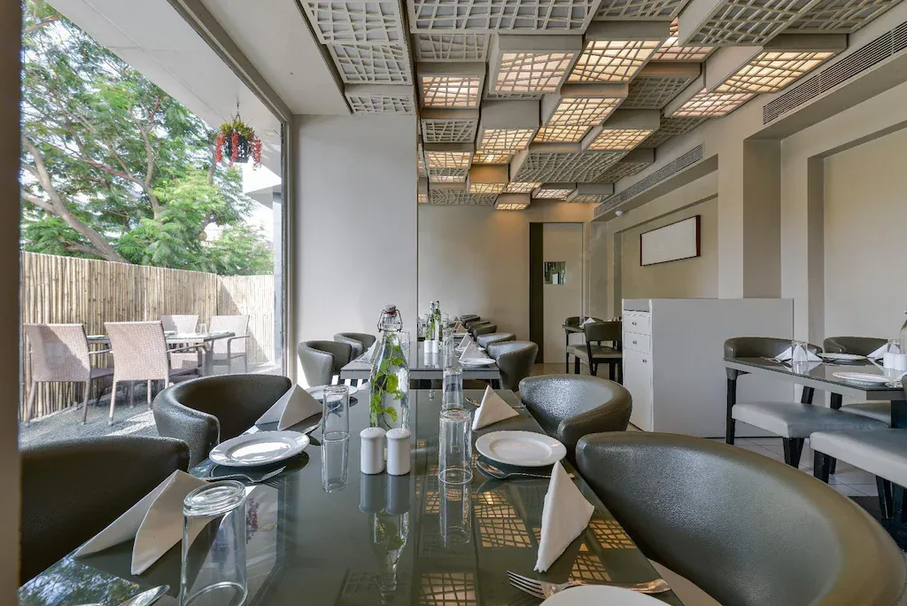 Dragonfly Hotel - The Art Hotel3.webp