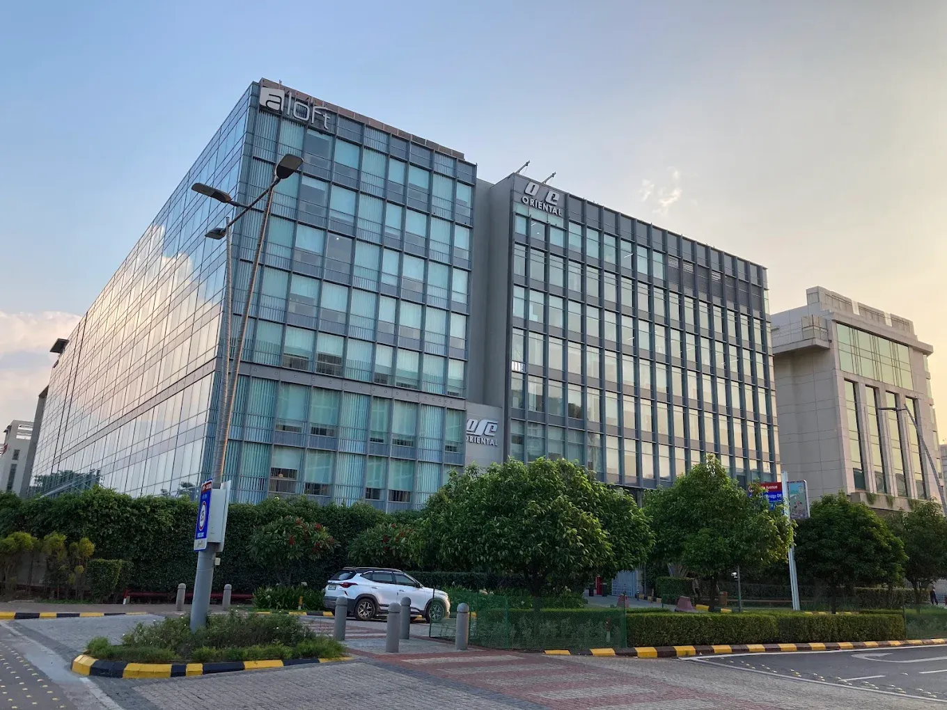 Aloft New Delhi Aerocity4.webp