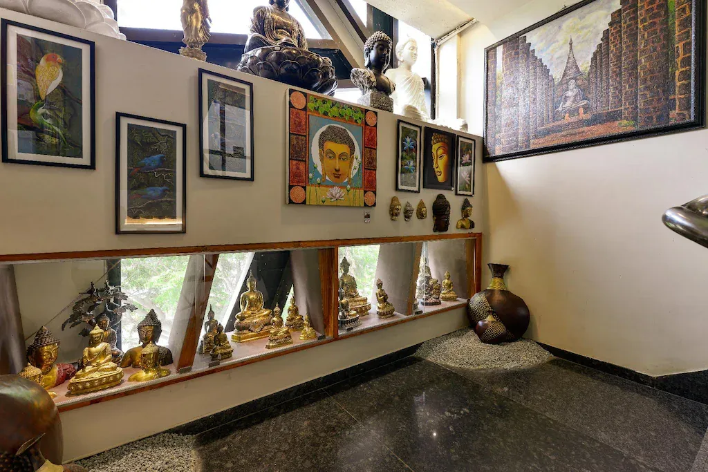 Dragonfly Hotel - The Art Hotel16.webp